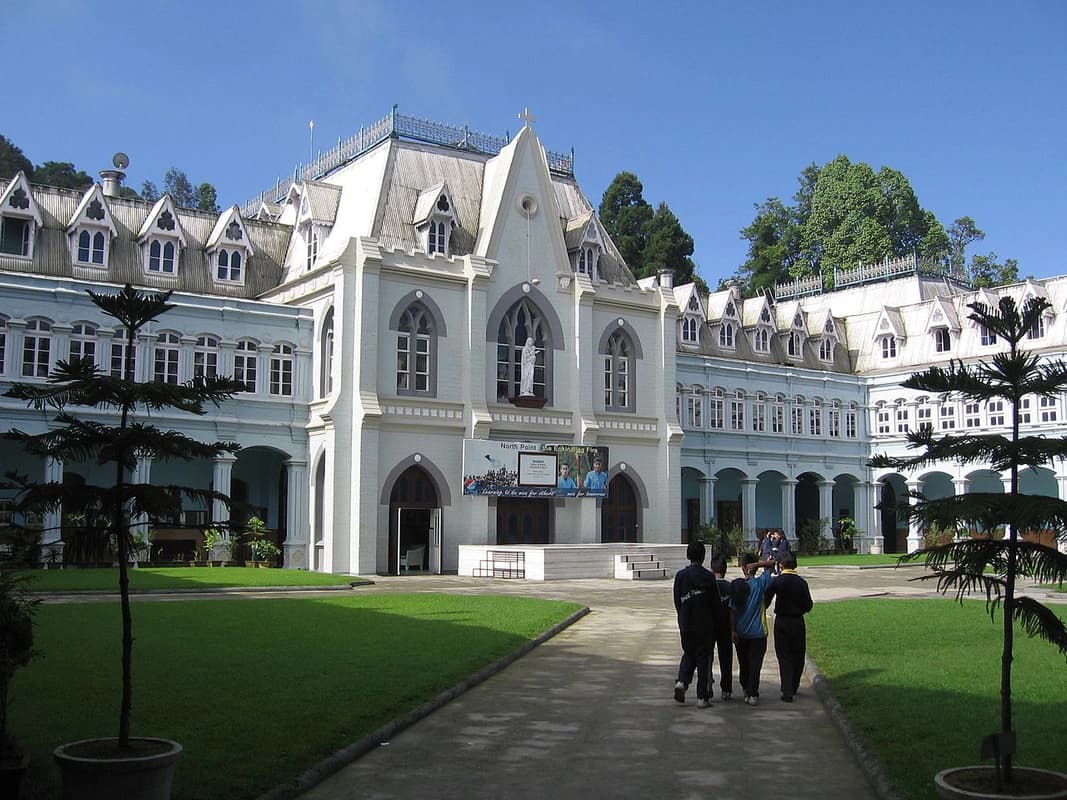St. Joseph's College (North Point)