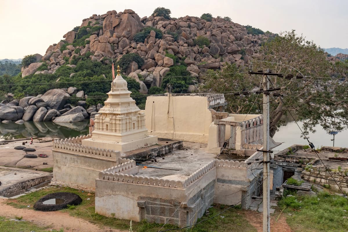 Yantrodharaka Hanuman Temple