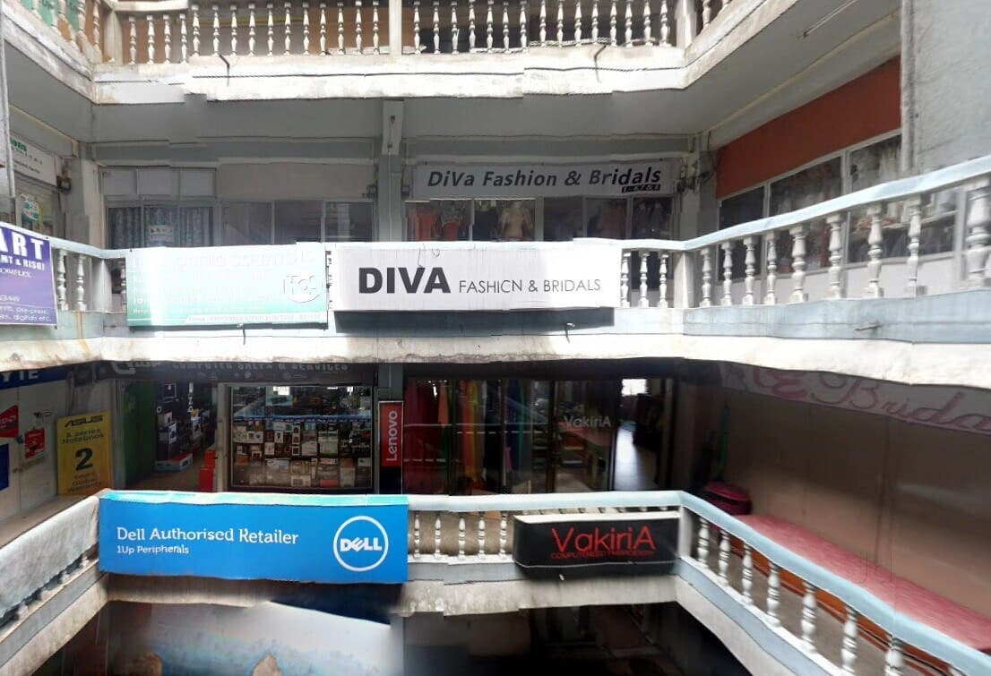 Lalbuaia Shopping Complex (Chaltlang)