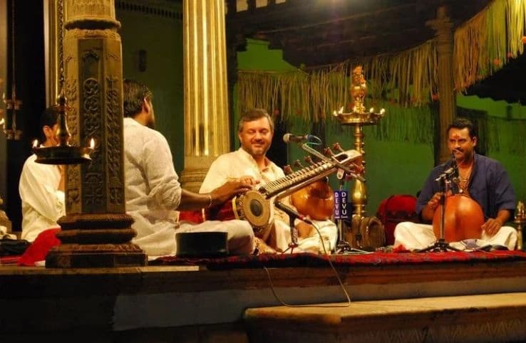 Navarathri Sangeetholsavam