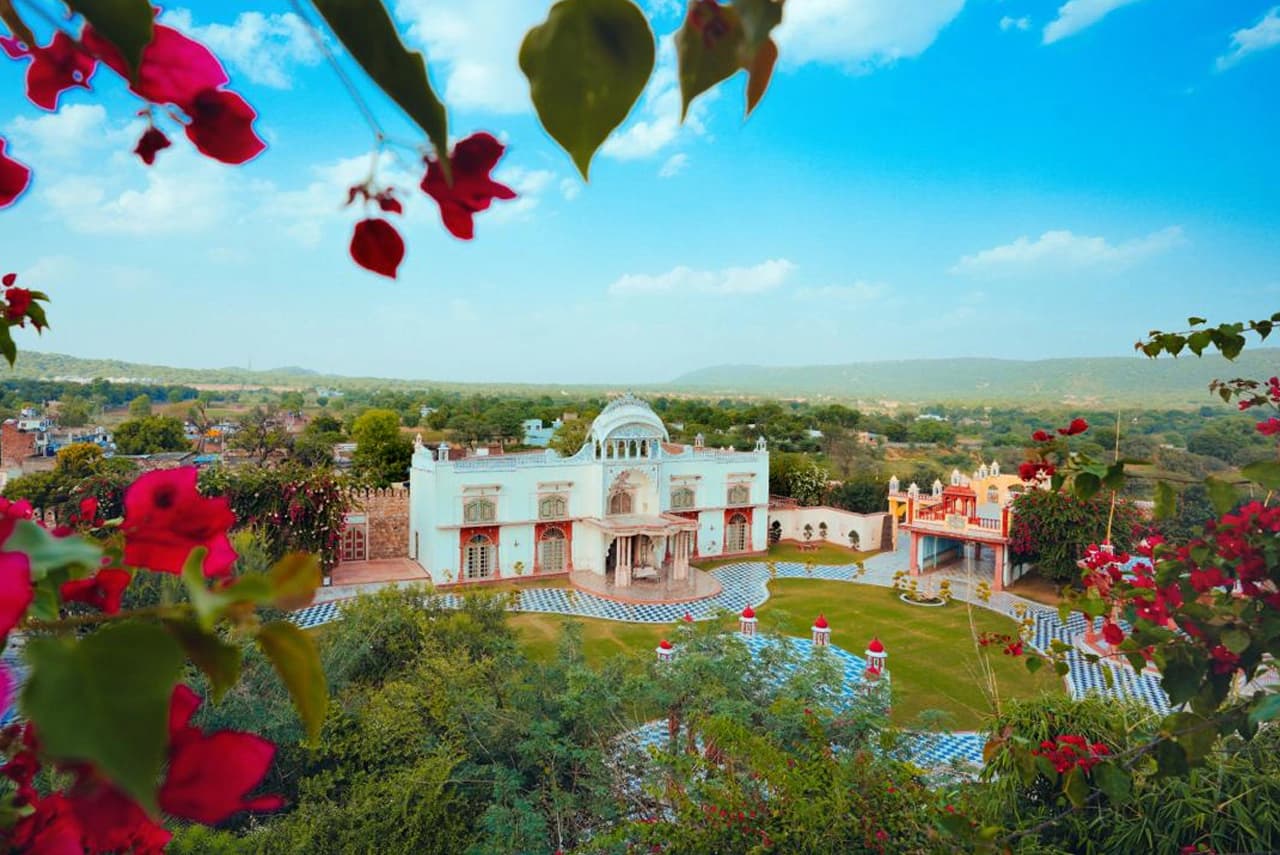 Lohagarh Fort Resort & Spa